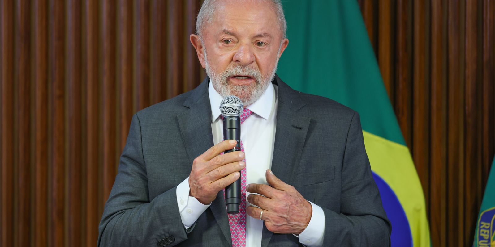lula-diz-que-pais-nao-precisa-de-escola-civico-militar-na-educacao
